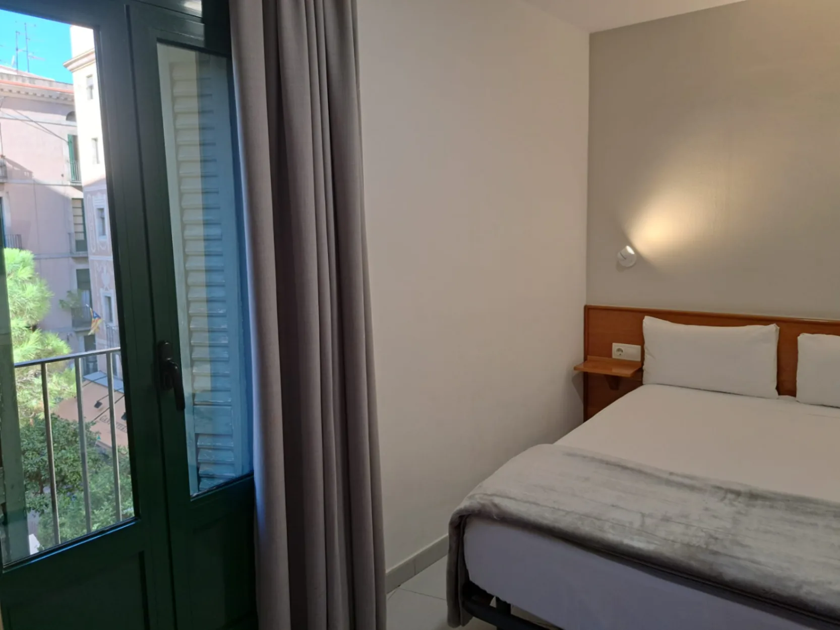 freeimgen_1761649507458